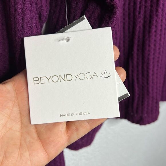 New! Beyond Yoga FRNCH Purple V-Neck Rib Knit Pullover Women’s Top Sz M - Picture 10 of 12